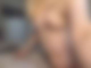 SantanaAveritte's Live Sex Cam Show