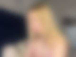SantanaAveritte's Live Sex Cam Show