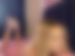 Live cam show with SantanaAveritte - Flash on Camsoda