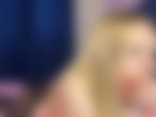 Live cam show with SantanaAveritte - Bikini on camwithhim.com