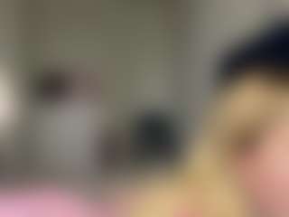 Live cam show with SantanaAveritte - Altgirl on xxxlivecams.org
