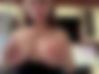 Viola's Live Sex Cam Show