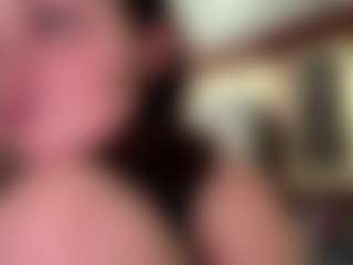 Live cam show with Viola - Big Tits on CamwithHer