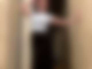 Live cam show with Viola - Smoking on Camsoda