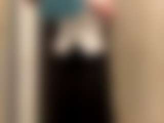 Live cam show with Viola - Asian Granny on Camsoda
