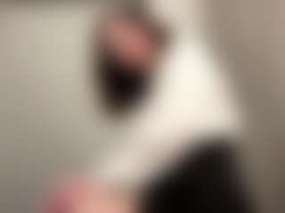 Live cam show with Viola - Granny Brown Hair on Camsoda