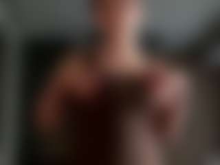 Live cam show with Viola - Average on madthumbs