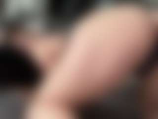 Live cam show with Viola - Hairy Pussy Brown Hair on Camsoda