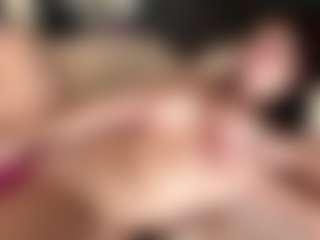 Live cam show with Viola - Smoking on Gym Cam Girls