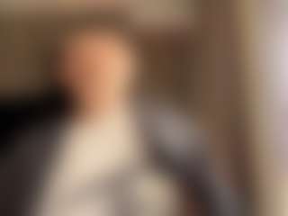 Live cam show with TomikoBrugliera - Ahegao on AdultVida.com