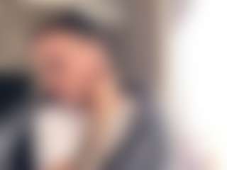 Live cam show with TomikoBrugliera - Public on Camsoda