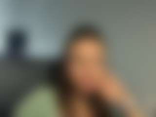 Live cam show with Kim - Joi on Camsoda