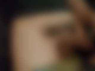 Live cam show with Brezzila - White on sexylive.show