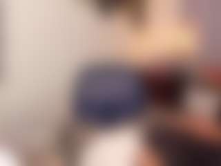 Live cam show with justlilah - Tease Black on eurowanks.com