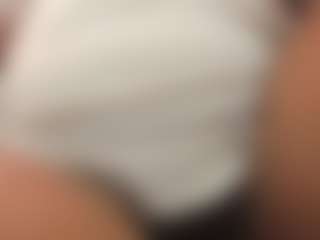 Live cam show with justlilah - Handjob on SxyPornLive