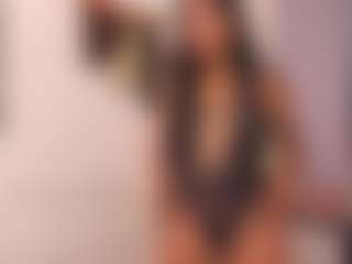 Live cam show with justlilah - Fingering on SxyPornLive