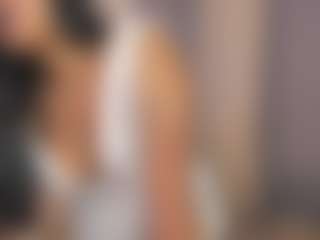 Live cam show with justlilah - Ebony Teen (18+) on Camsoda