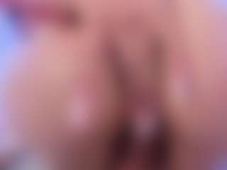 Live cam show with liz-lunna - Facial Piercings on nudelive.tv