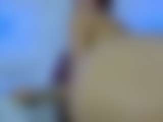 Live cam show with liz-lunna - Smoking on fapnchat