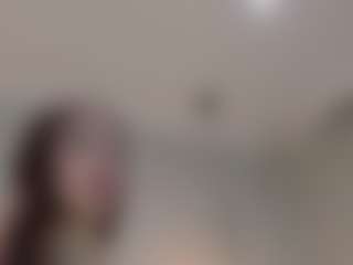 Live cam show with liz-lunna - English on Camsoda