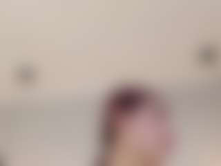 Live cam show with liz-lunna - Brown Hair on Camsoda