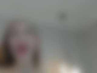 Live cam show with liz-lunna - Muscular on madthumbs