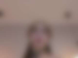 Live cam show with liz-lunna - Cumshot on Camsoda