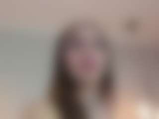 Live cam show with liz-lunna - Big Balls on SquirtSoMuch