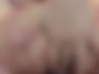 Live cam show with liz-lunna - Tiny Tits on CamSextacy