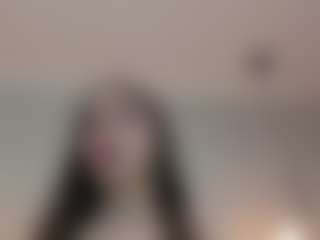 Live cam show with liz-lunna - Colombia on Streamer API