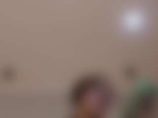 Live cam show with liz-lunna - Brown Eyes on Camsoda