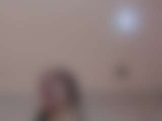Live cam show with liz-lunna - Dutch on Camsoda