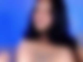 Live cam show with salomemiranda - Tease on CamwithHer