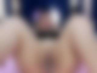 Live cam show with Ivy - Body Massage on crypto-cams