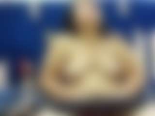 Live cam show with Ivy - Body Massage on Camsoda