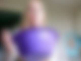 JoiPuhr's Live Sex Cam Show