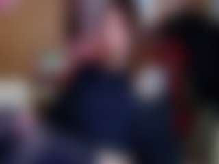 Live cam show with KristenMeloche - Young Adult on Camiplay Live