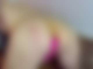 KristenMeloche's Live Sex Cam Show