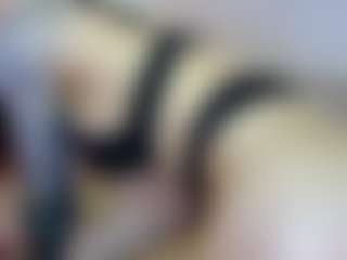 Live cam show with KristenMeloche - Smoking on Camsoda