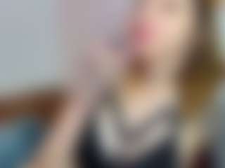 Live cam show with KristenMeloche - Muscular on intimatelivegirls.com