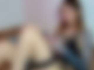 Live cam show with KristenMeloche - Chubby on intimatelivegirls.com
