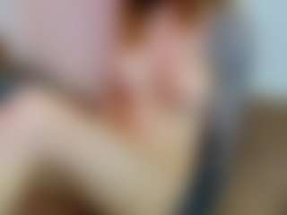 Live cam show with KristenMeloche - Chubby on xDating