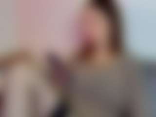 Live cam show with KristenMeloche - Anal Toys on xxxlivecams.org
