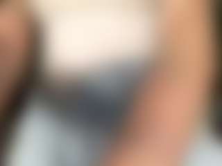 Amelie's Live Sex Cam Show