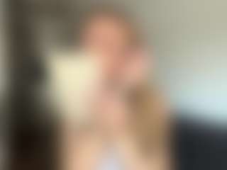 Amelie's Live Sex Cam Show