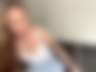 Live cam show with Amelie - New Young Adult on sexylive.show