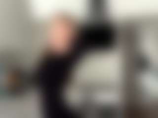 Amelie's Live Sex Cam Show