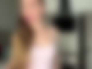 Live cam show with Amelie - Solo on Camsoda