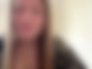 Live cam show with MaximinaEtling - Oil on Fling VIP Chat