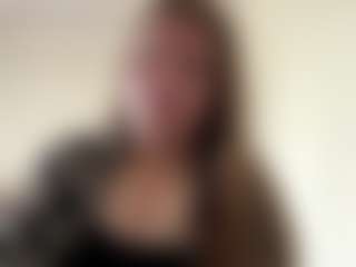 Live cam show with MaximinaEtling - New Blowjob on fapnchat